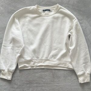 ZARA White Crewneck Sweater – Size Small